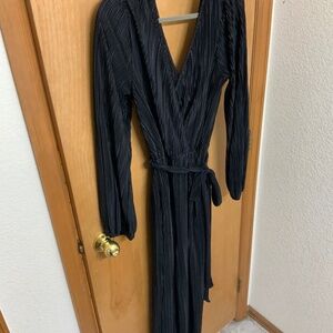 ARULA black jumpsuit like new WITH POCKETS!